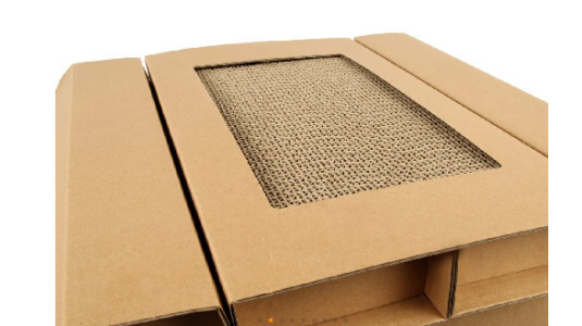 Le chat peut-il faire ses griffes sur le carton ?