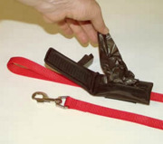 Etui ramasse crottes