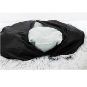 Lit apaisant pour chien blanc