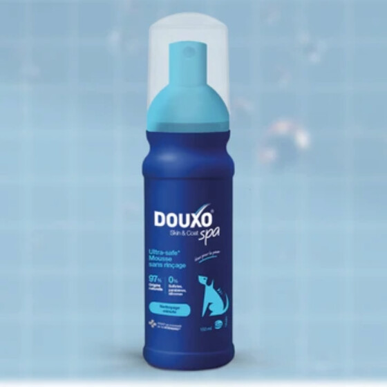 Mousse sans rinçage Douxo hypoallergénique chien 150 ml