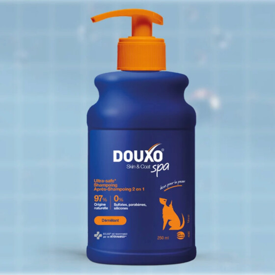 Shampoing et soin démêlant 2-en-1 pour chien 250 ml