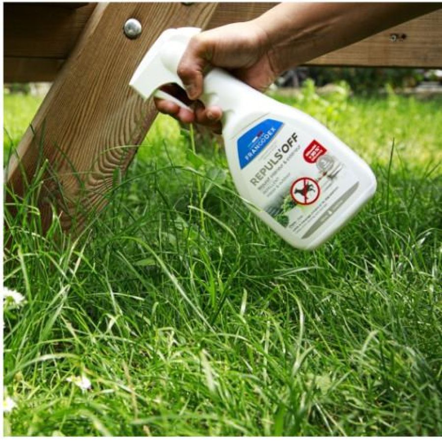 Spray Répulsif pour Chiens - Protection intérieure et extérieure