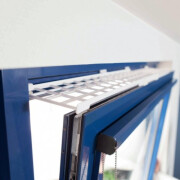 Grille de protection plastique haut/bas pour fenêtre